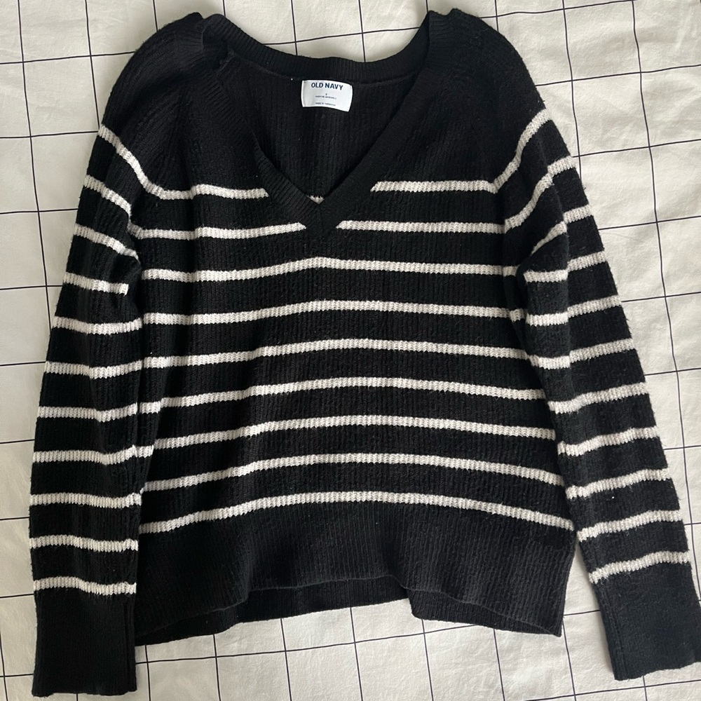Old Navy Black V-Neck Sweater with White Stripes. Size Small